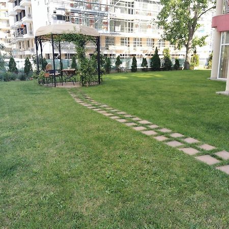 Rose Garden Omax Apartments Sunny Beach Eksteriør billede