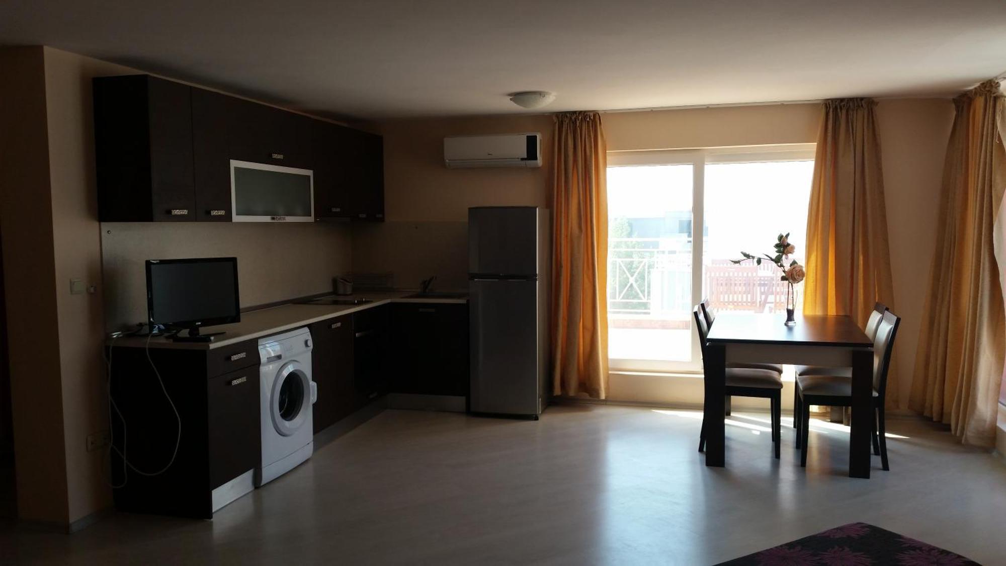 Rose Garden Omax Apartments Sunny Beach Værelse billede