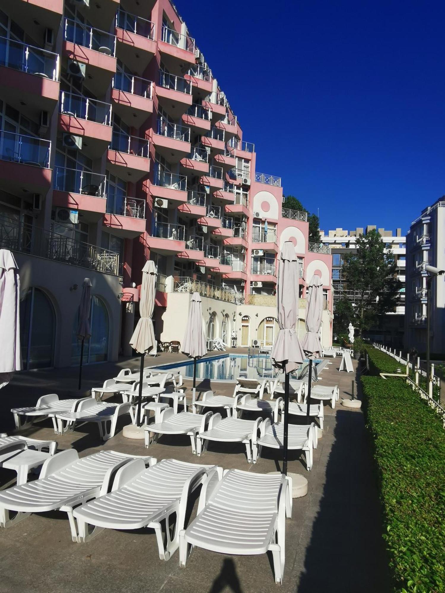 Rose Garden Omax Apartments Sunny Beach Eksteriør billede