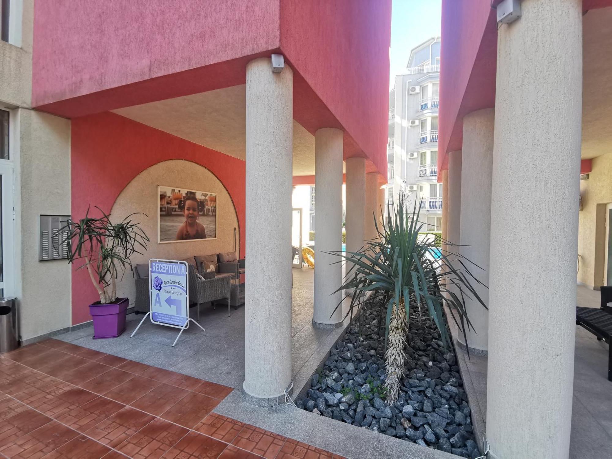 Rose Garden Omax Apartments Sunny Beach Eksteriør billede