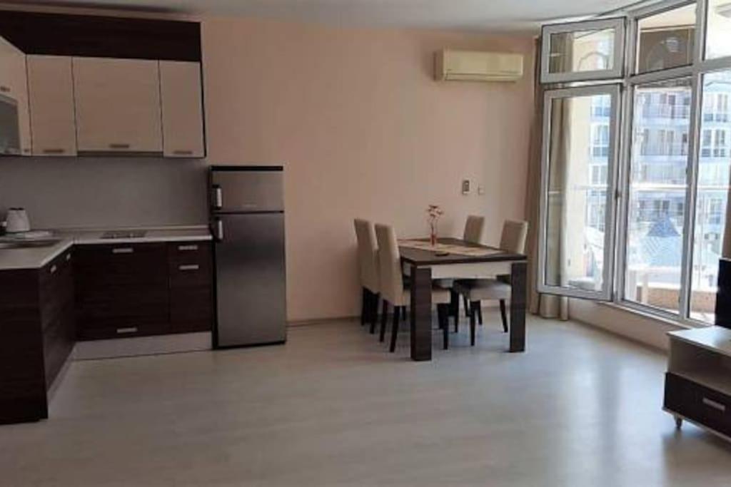 Rose Garden Omax Apartments Sunny Beach Eksteriør billede